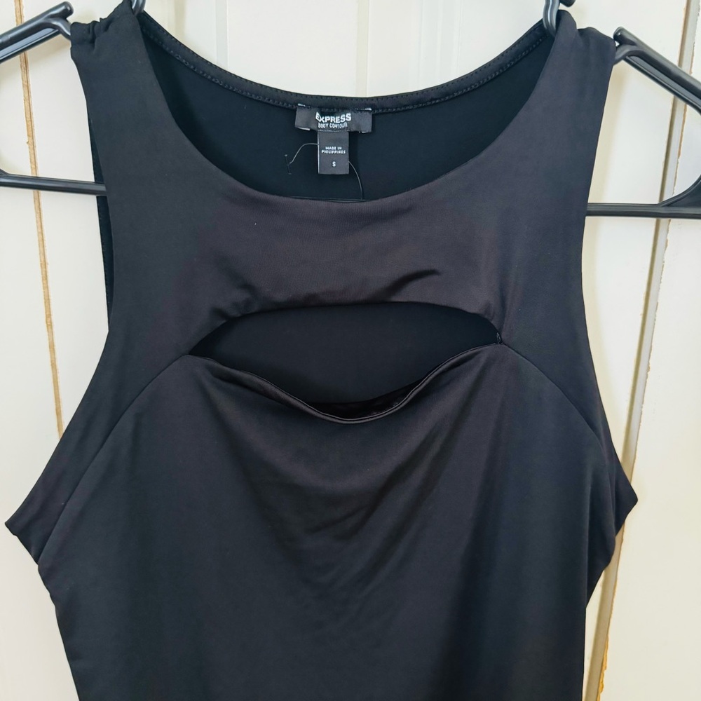 Express Sleeveless Black Body Contour Bodysuit with Front Cutout Size XS